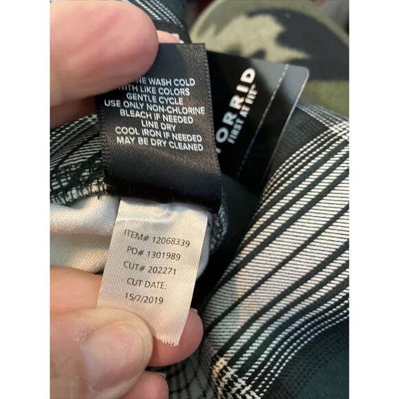 Torrid Pocket Pixie Skinny Studio Luxe Ponte Womens Pants Tartan Plaid Size 4 - Picture 6 of 6